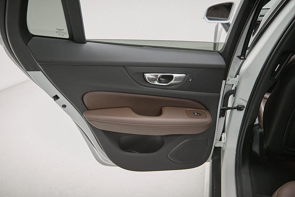 used 2024 Volvo V60 Cross Country car, priced at $46,995