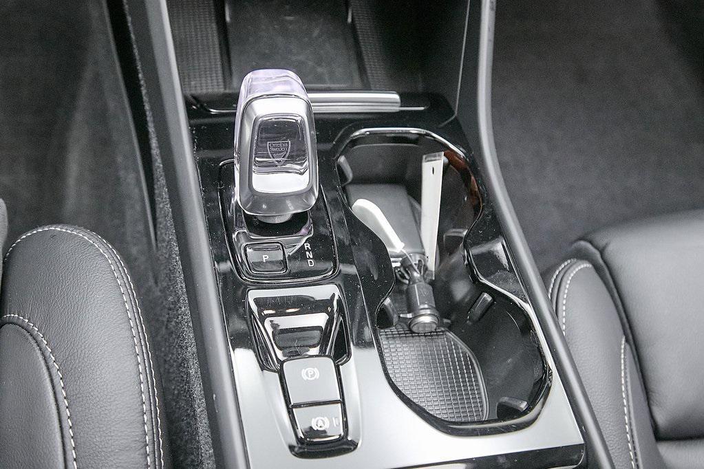 used 2024 Volvo XC40 car, priced at $31,995