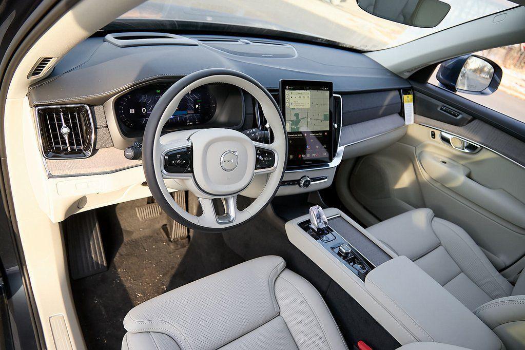 new 2026 Volvo XC90 Plug-In Hybrid car, priced at $80,625