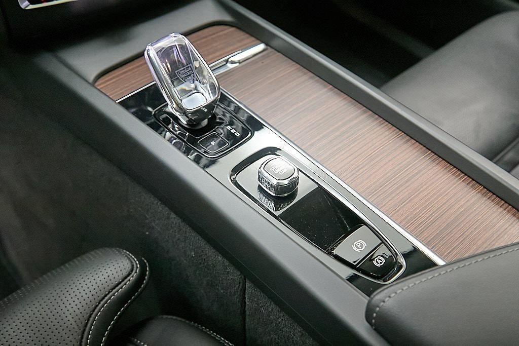 used 2023 Volvo XC60 car, priced at $38,495