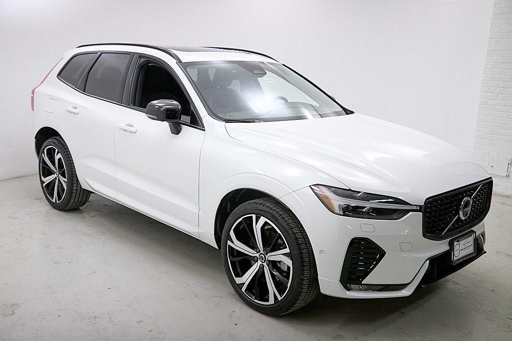 used 2023 Volvo XC60 car, priced at $38,495