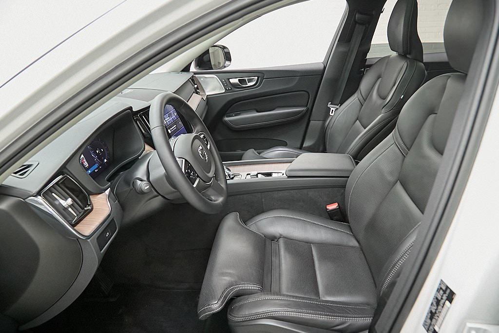 used 2023 Volvo XC60 car, priced at $38,495