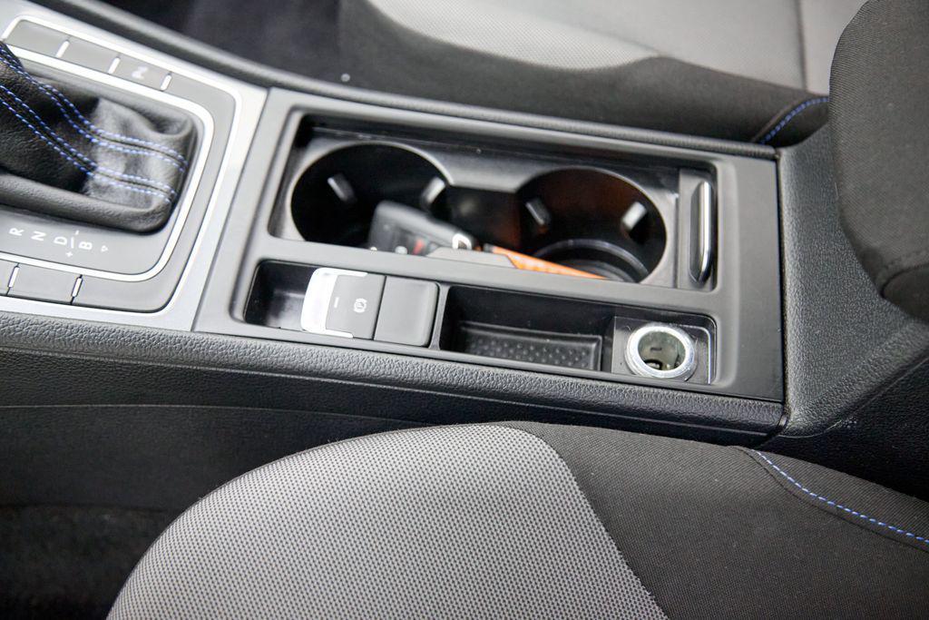 used 2015 Volkswagen e-Golf car, priced at $10,295