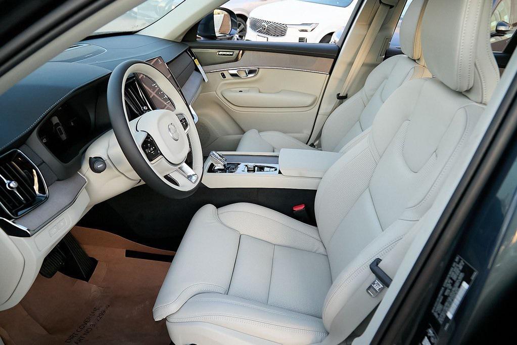 new 2026 Volvo XC90 Plug-In Hybrid car, priced at $82,695