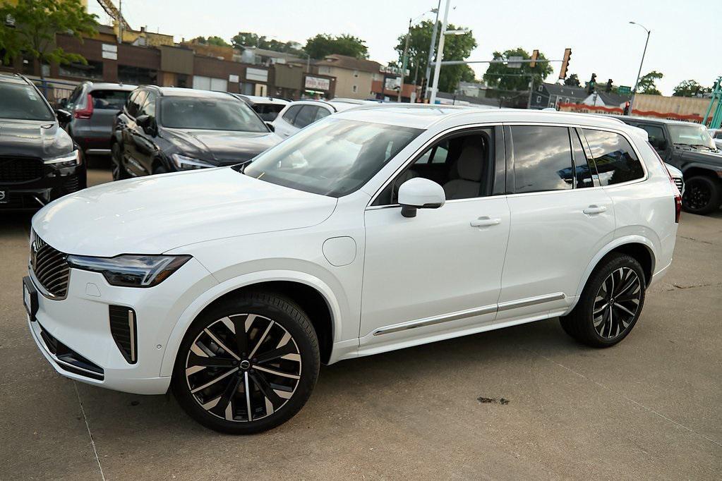 new 2026 Volvo XC90 Plug-In Hybrid car, priced at $79,875