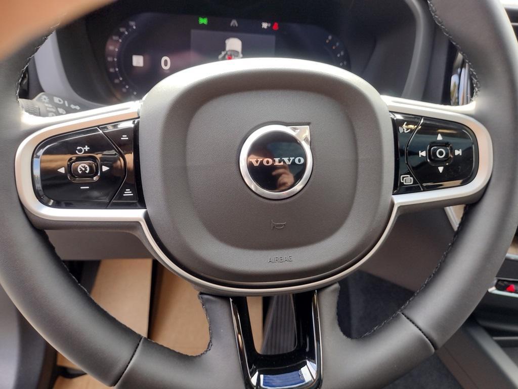 new 2026 Volvo XC60 car, priced at $57,370