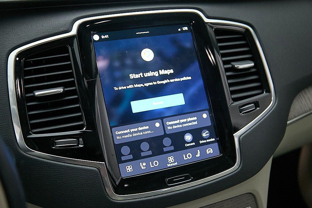 used 2024 Volvo XC90 Recharge Plug-In Hybrid car, priced at $51,495