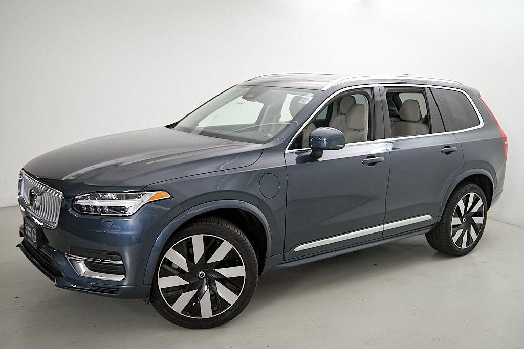 used 2024 Volvo XC90 Recharge Plug-In Hybrid car, priced at $51,495