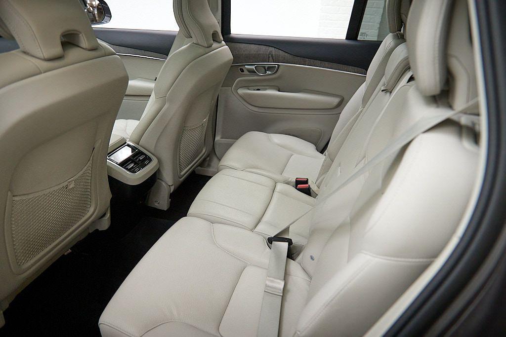 used 2024 Volvo XC90 car, priced at $43,995
