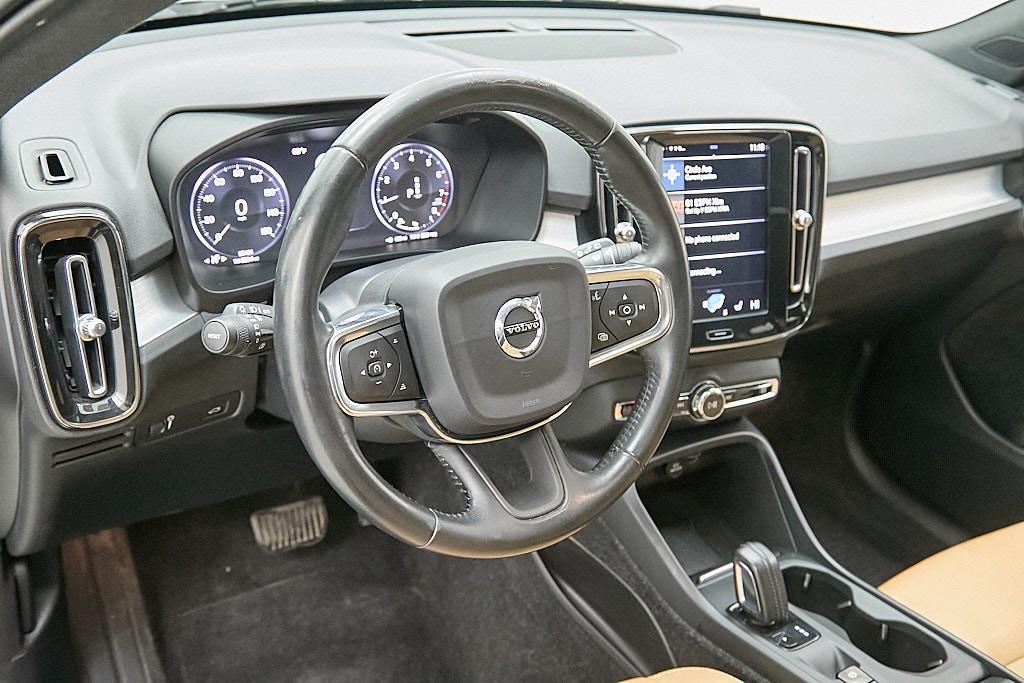 used 2019 Volvo XC40 car, priced at $15,995