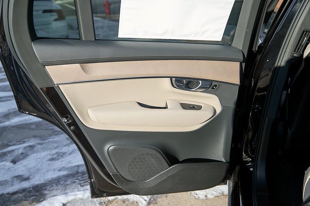 new 2026 Volvo XC90 Plug-In Hybrid car, priced at $79,875