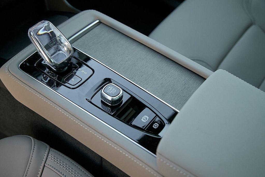 new 2026 Volvo XC90 Plug-In Hybrid car, priced at $79,875