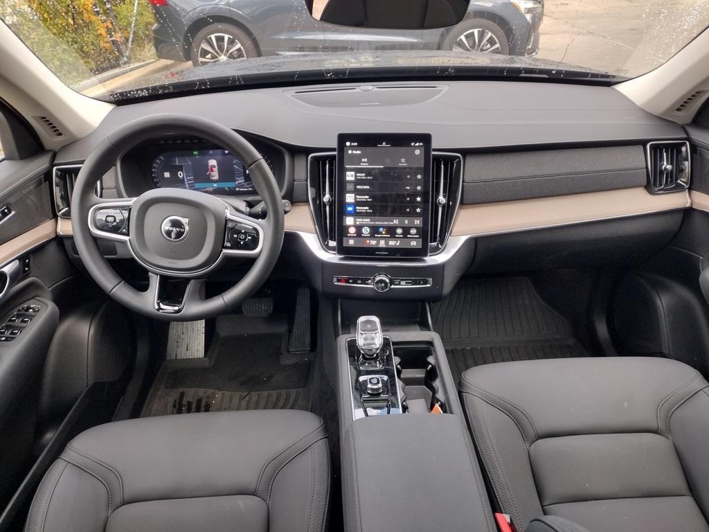 new 2026 Volvo XC90 car, priced at $69,825