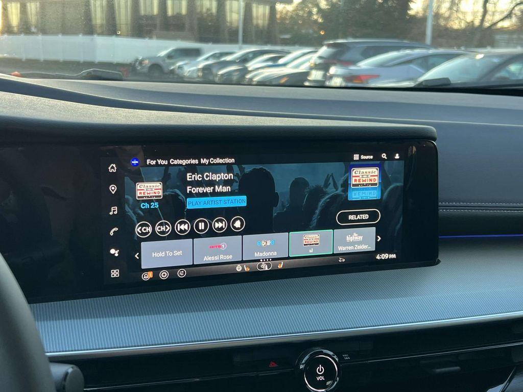 new 2025 Nissan Murano car, priced at $50,555