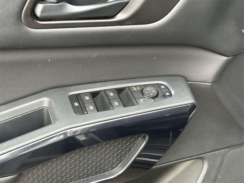 used 2024 Nissan Pathfinder car, priced at $26,958