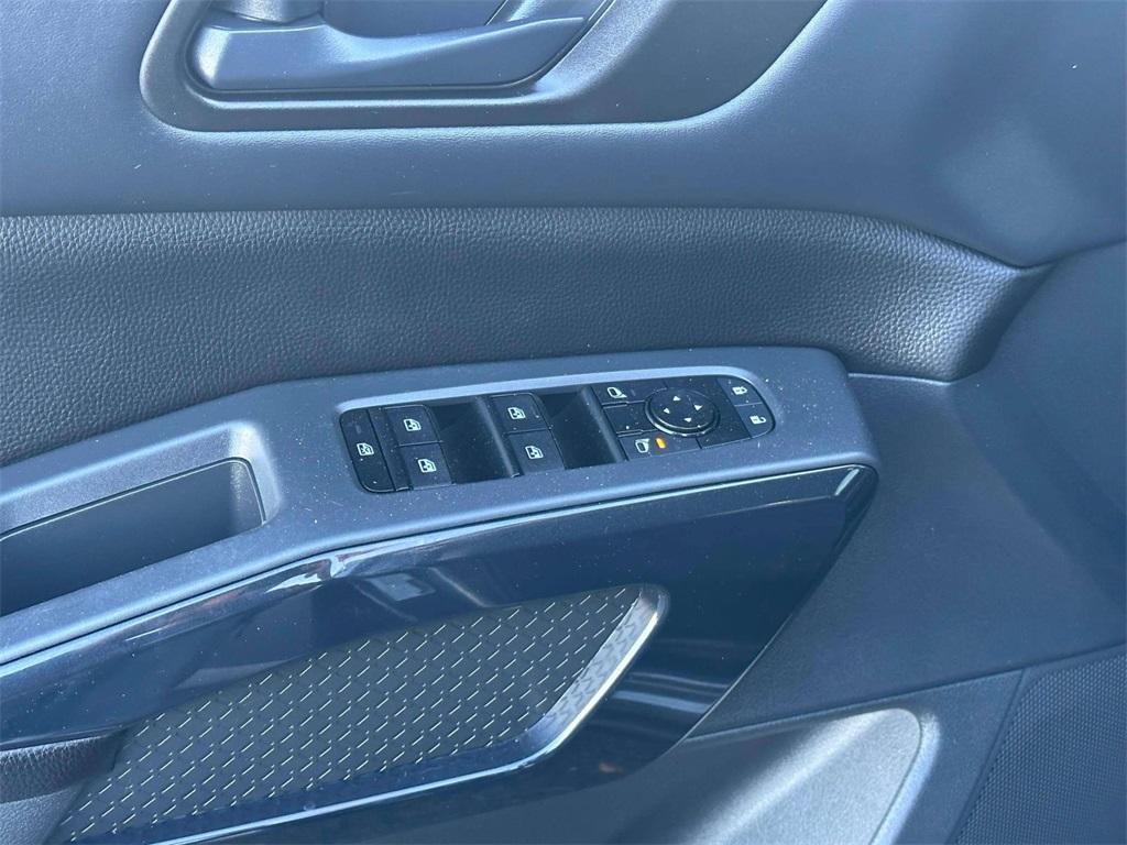 used 2024 Nissan Pathfinder car, priced at $30,390