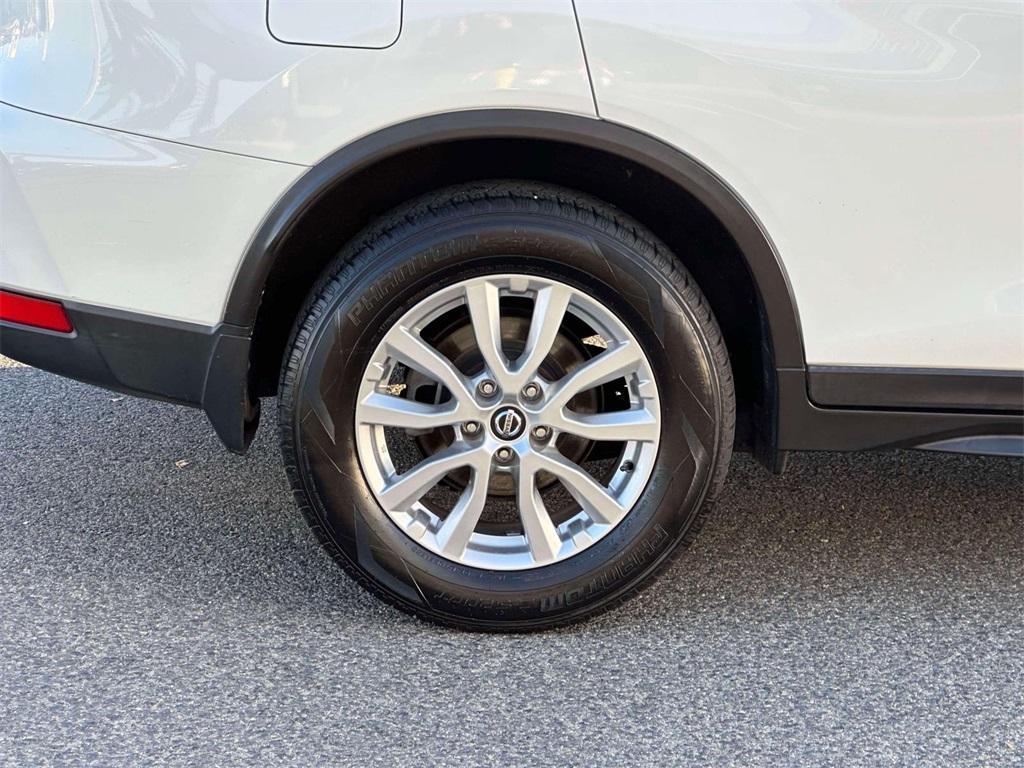 used 2019 Nissan Rogue car, priced at $10,995