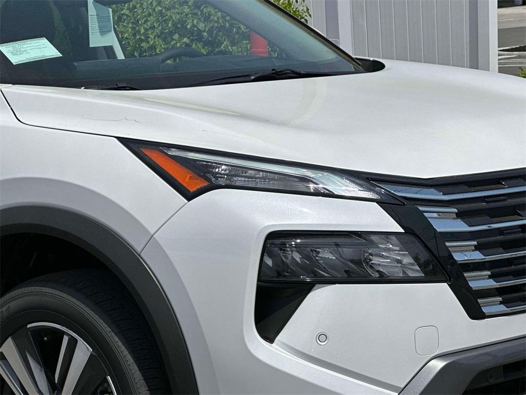 new 2025 Nissan Rogue car, priced at $42,058