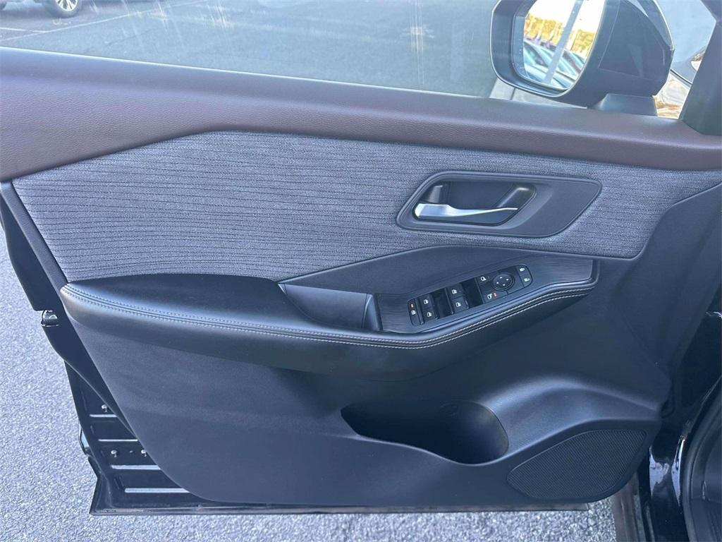 used 2023 Nissan Rogue car, priced at $21,776