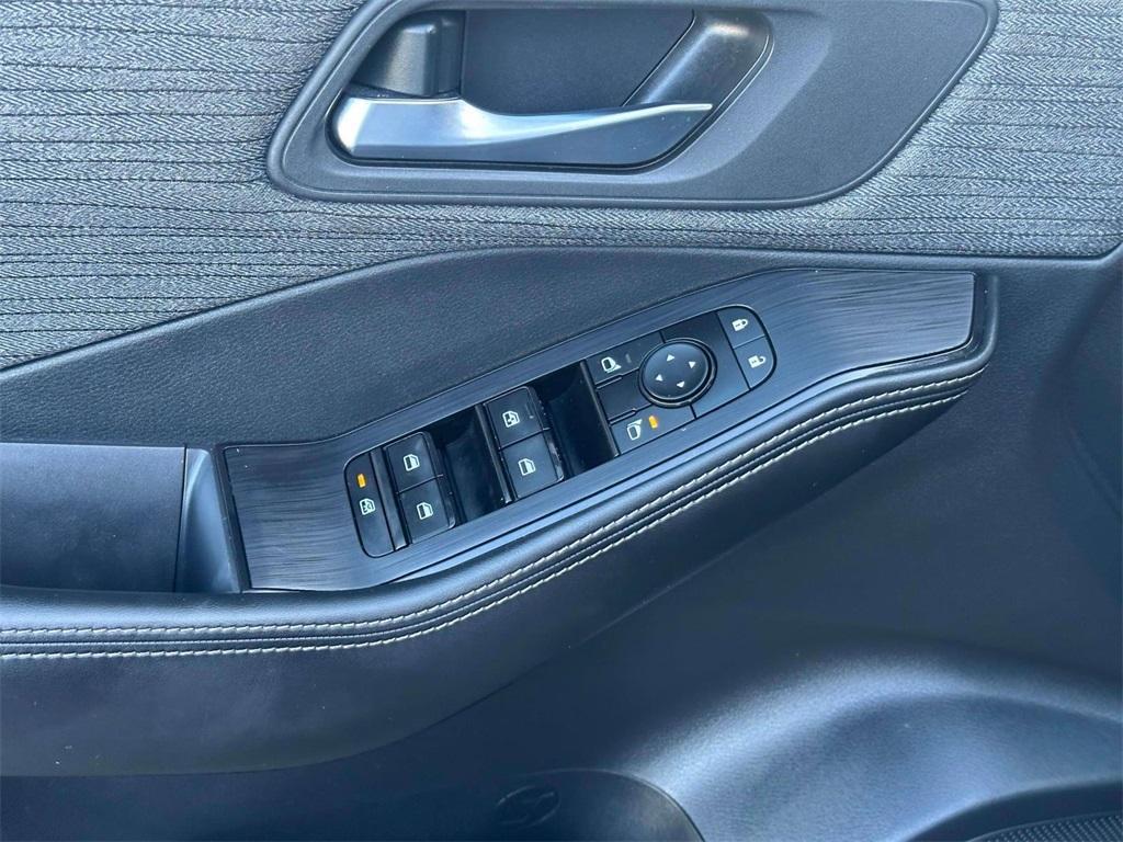 used 2023 Nissan Rogue car, priced at $21,776