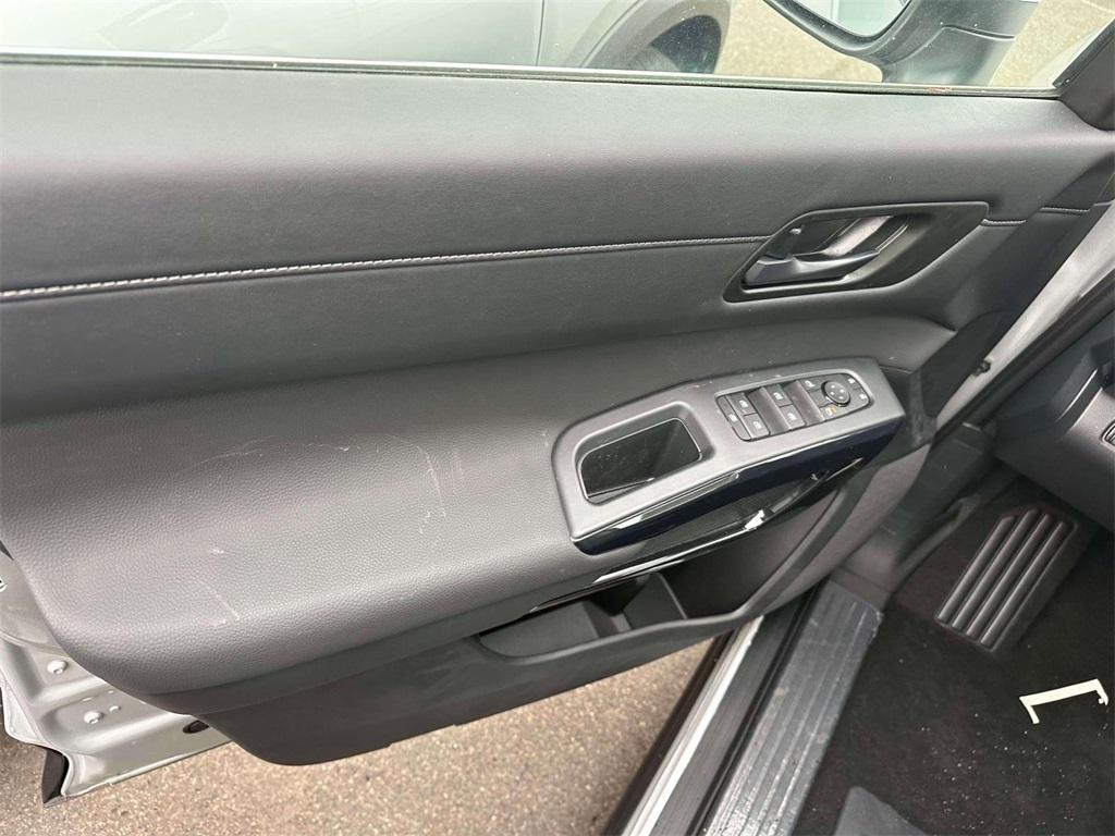 new 2025 Nissan Pathfinder car, priced at $45,775