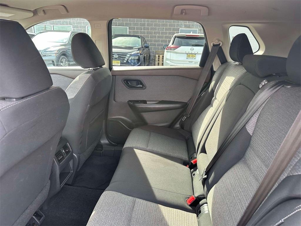 used 2021 Nissan Rogue car, priced at $18,392