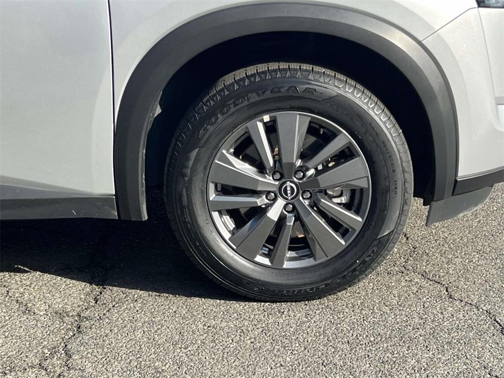used 2024 Nissan Pathfinder car, priced at $29,386