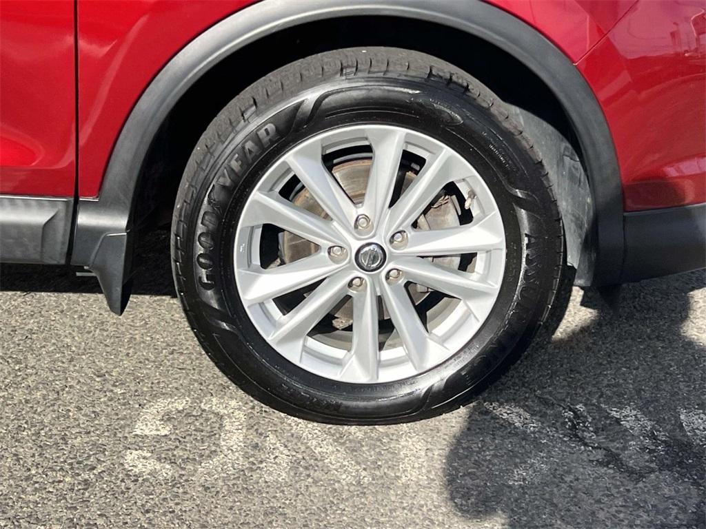 used 2019 Nissan Rogue Sport car, priced at $15,749