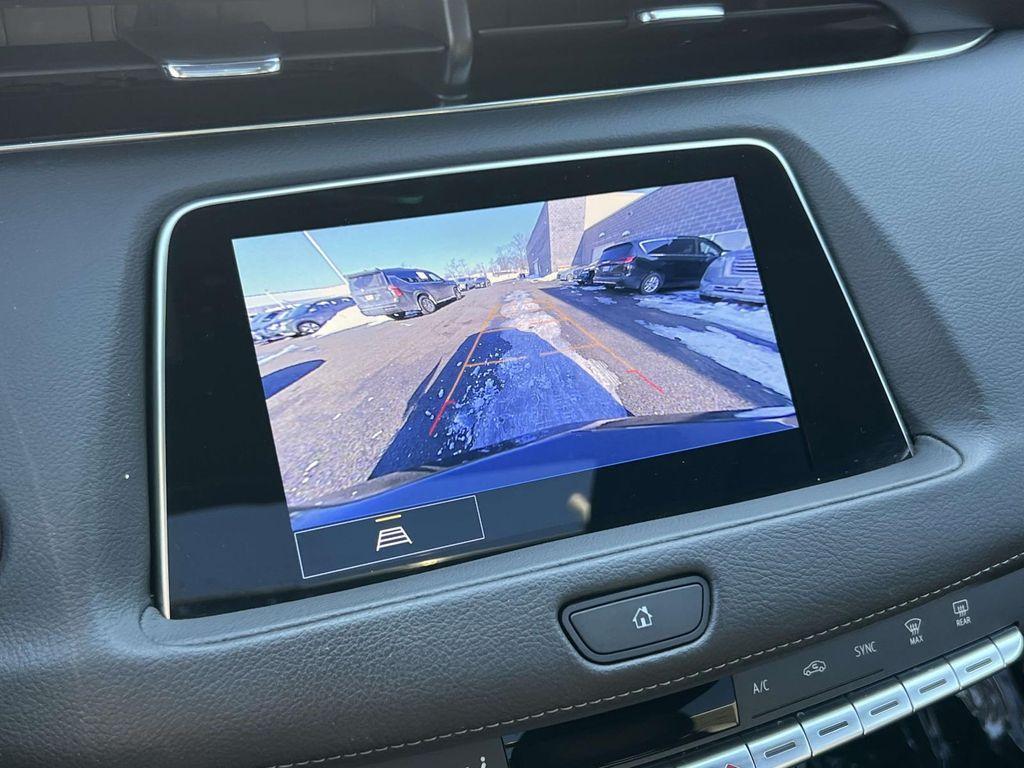 used 2023 Cadillac XT4 car, priced at $29,995