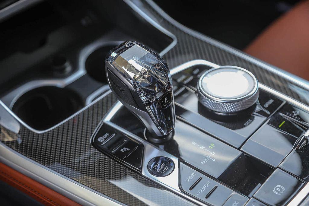 new 2026 BMW ALPINA XB7 car, priced at $161,500