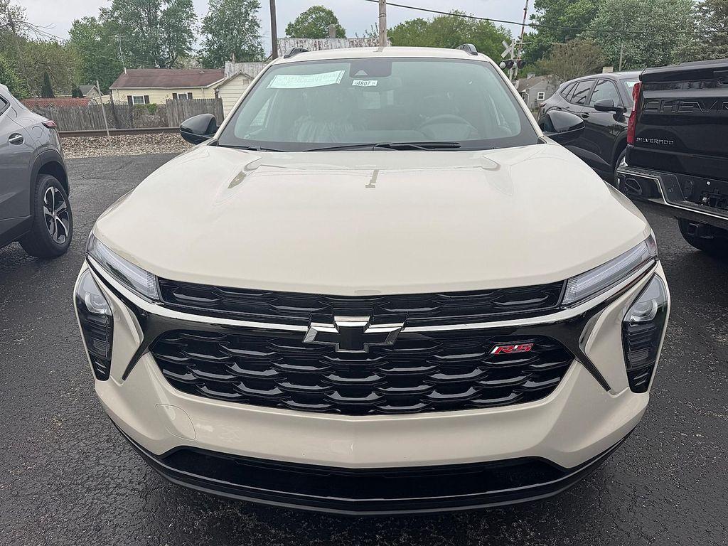 new 2026 Chevrolet Trax car, priced at $28,350