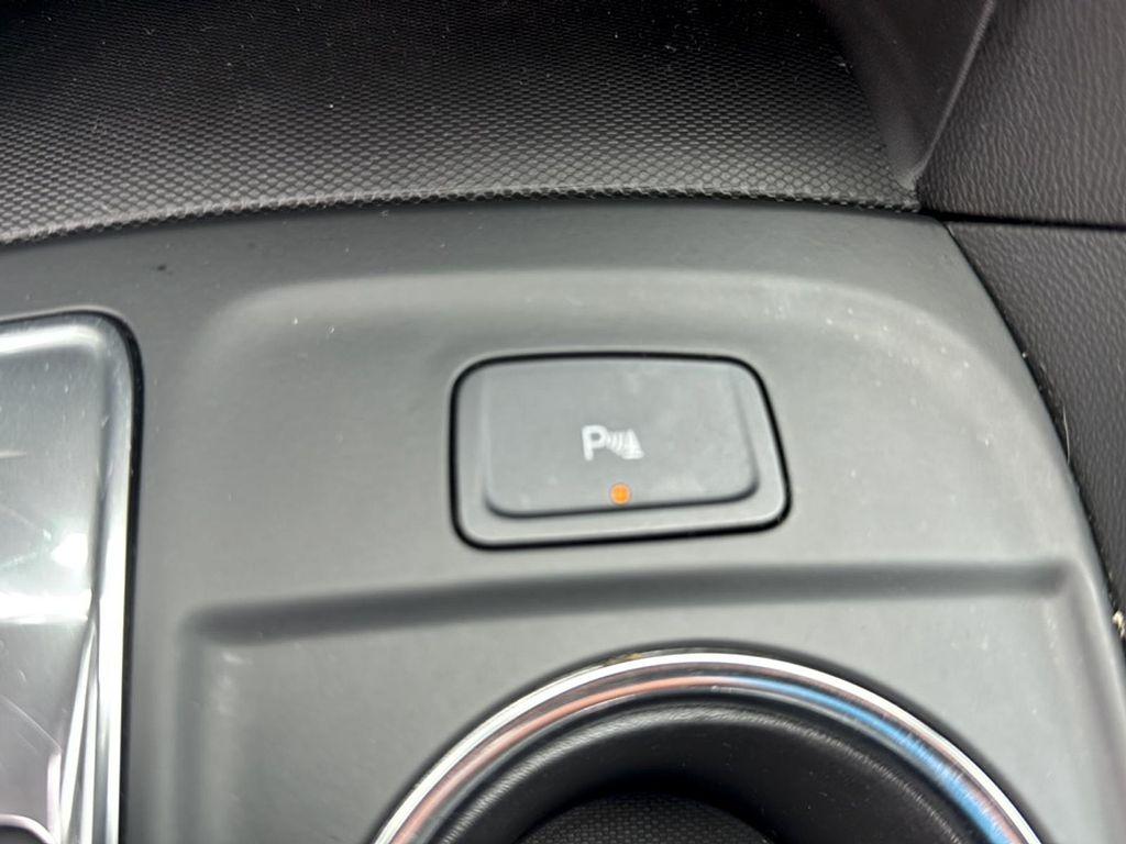 used 2023 Chevrolet Equinox car, priced at $23,988
