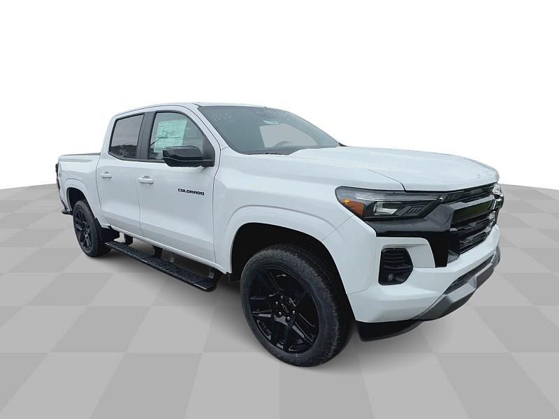 new 2025 Chevrolet Colorado car, priced at $49,055