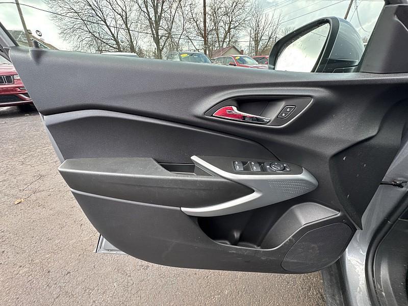 used 2025 Chevrolet Trax car, priced at $21,988