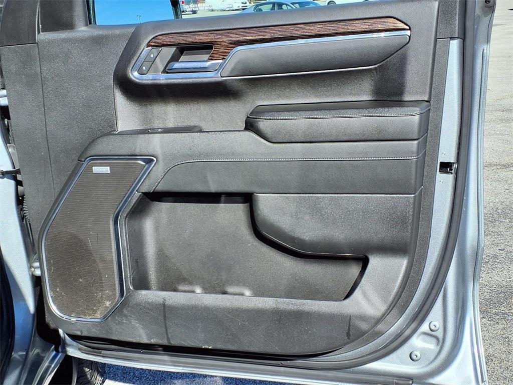 used 2024 GMC Sierra 1500 car, priced at $43,484