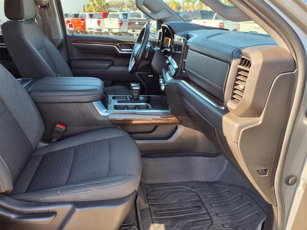 used 2024 GMC Sierra 1500 car, priced at $43,484