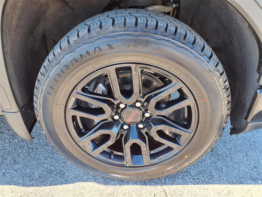 used 2022 GMC Sierra 1500 car, priced at $41,994