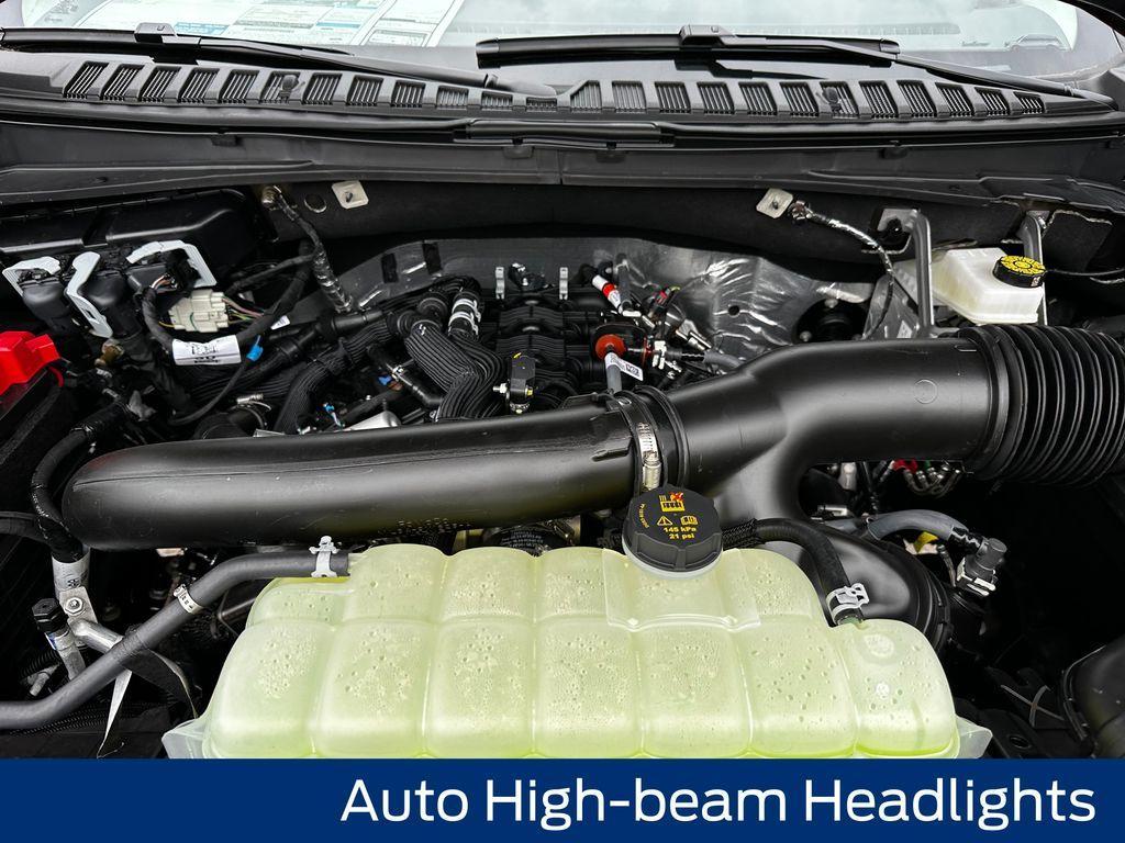 new 2025 Ford Expedition car, priced at $66,998