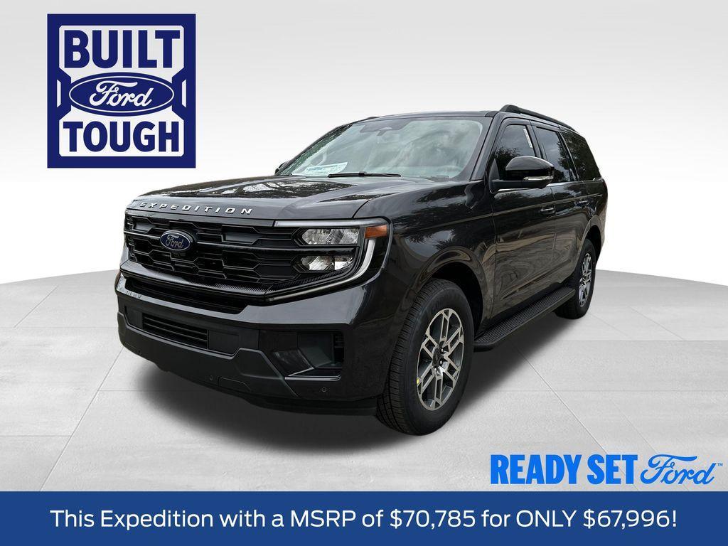 new 2025 Ford Expedition car, priced at $67,996