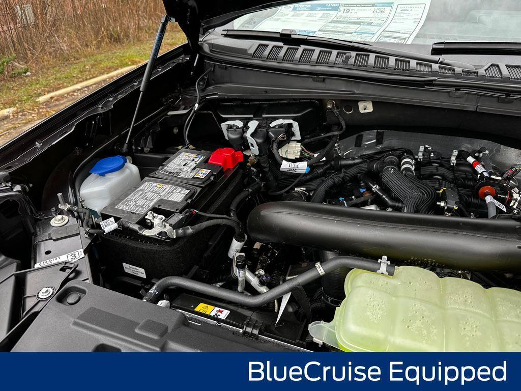 new 2025 Ford Expedition car, priced at $66,998