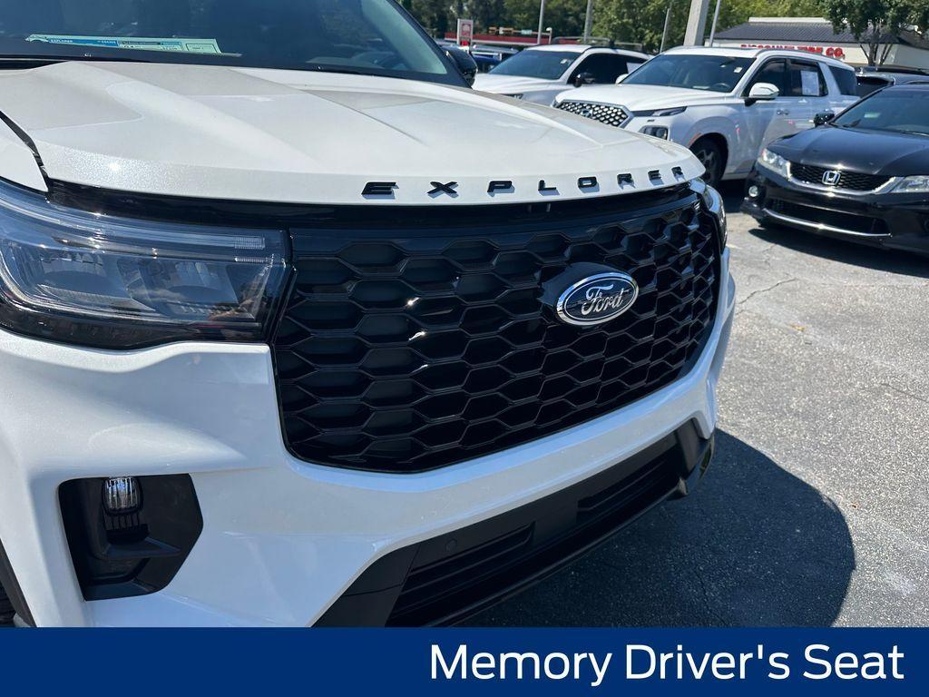 new 2025 Ford Explorer car, priced at $45,993