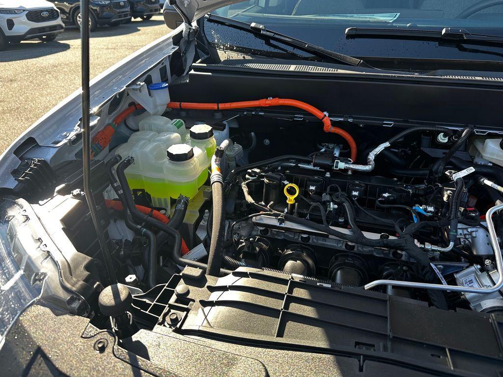 new 2025 Ford Maverick car, priced at $29,998