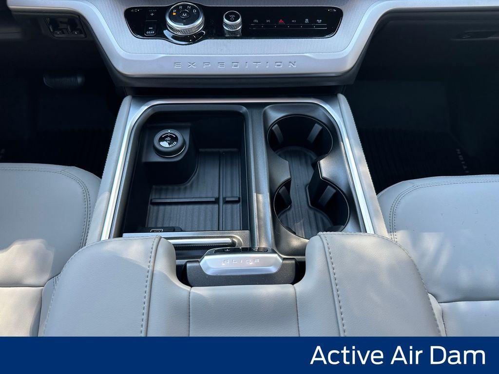 new 2026 Ford Expedition car, priced at $67,596