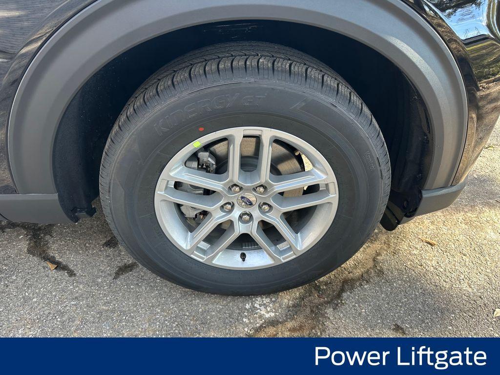 new 2026 Ford Explorer car, priced at $41,656