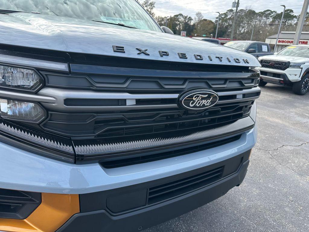 new 2026 Ford Expedition car, priced at $82,993