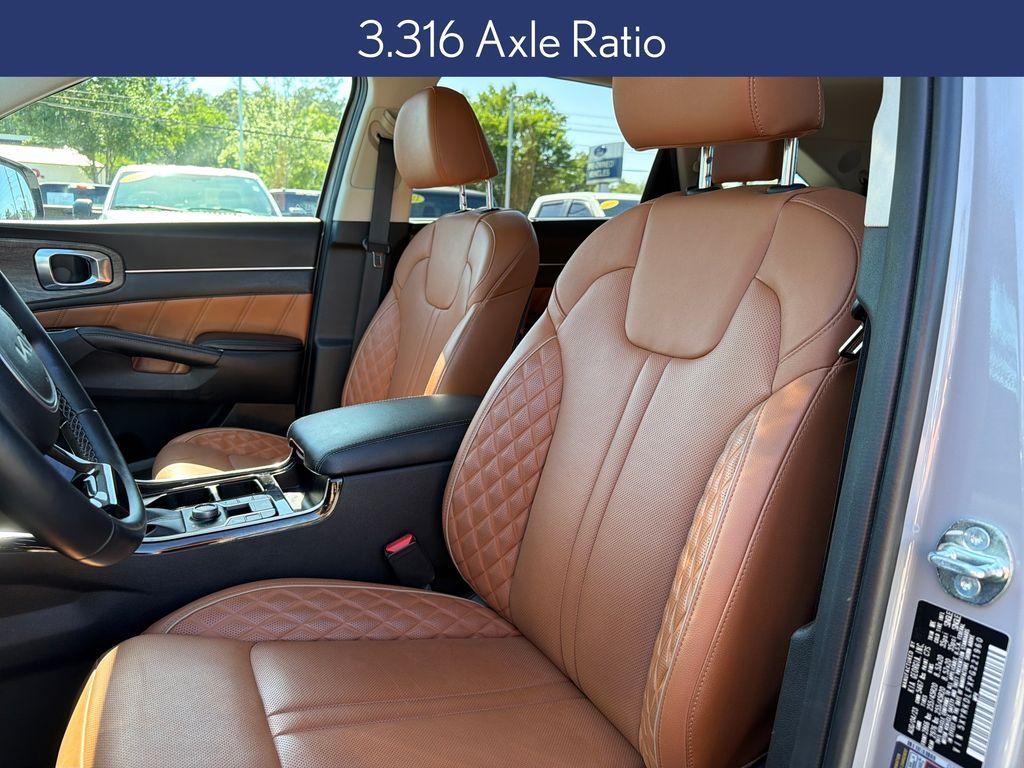 used 2023 Kia Sorento car, priced at $33,839