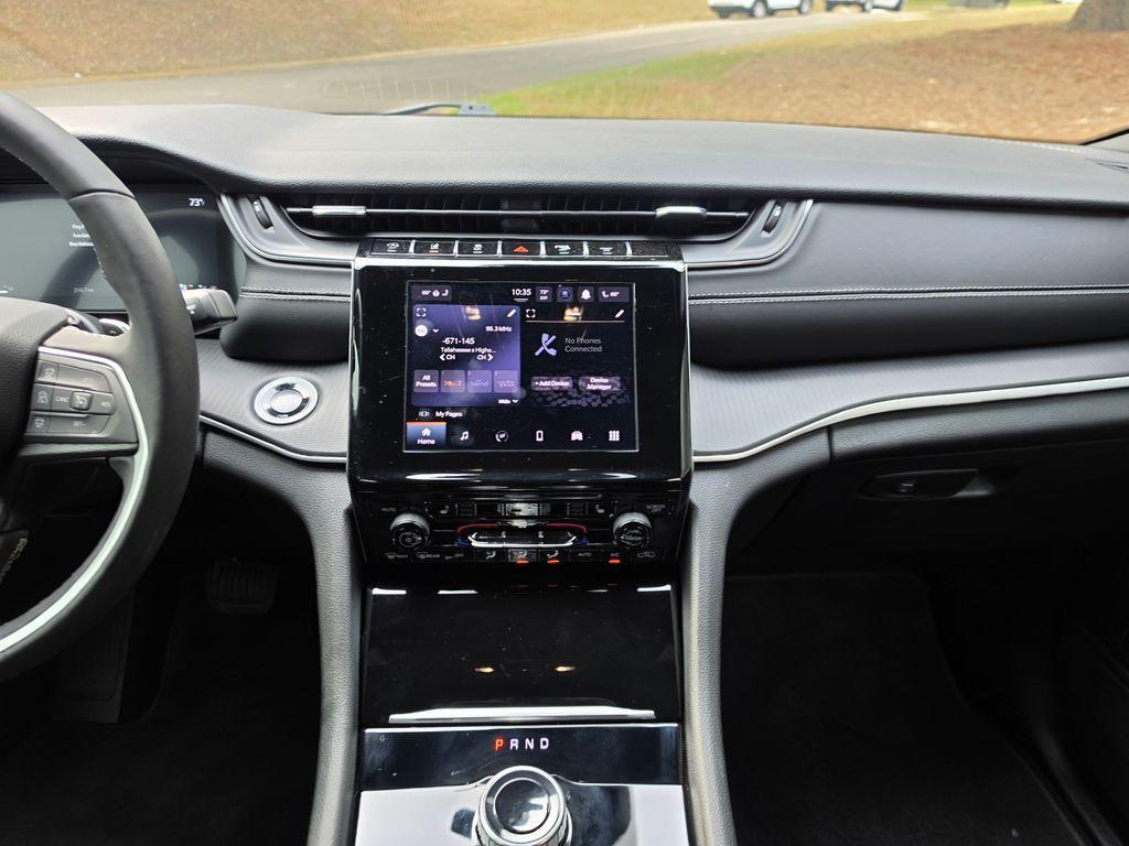 used 2025 Jeep Grand Cherokee car, priced at $32,231