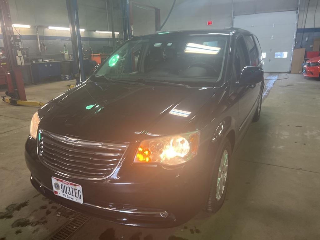 used 2014 Chrysler Town & Country car, priced at $3,877