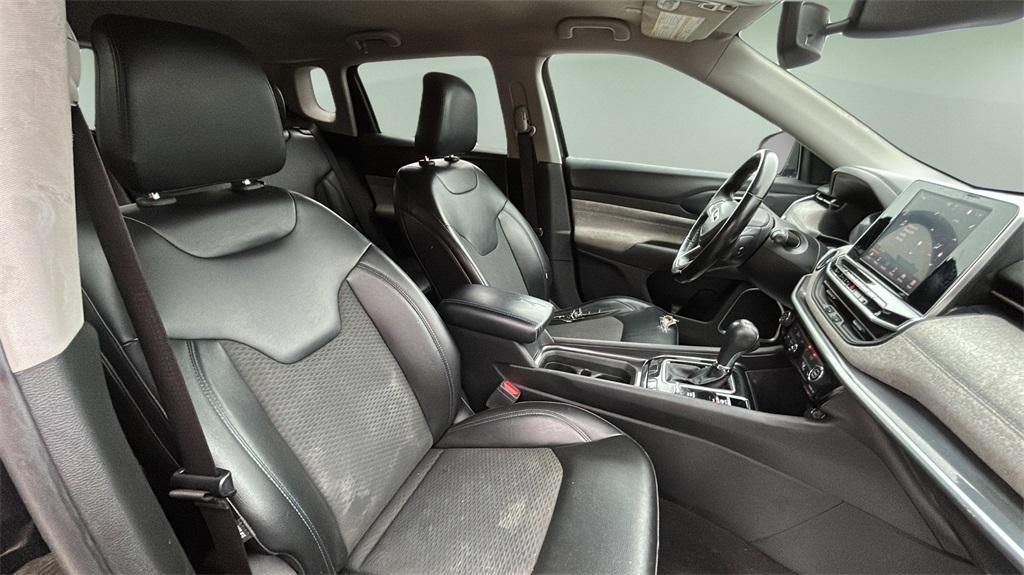 used 2022 Jeep Compass car, priced at $12,477