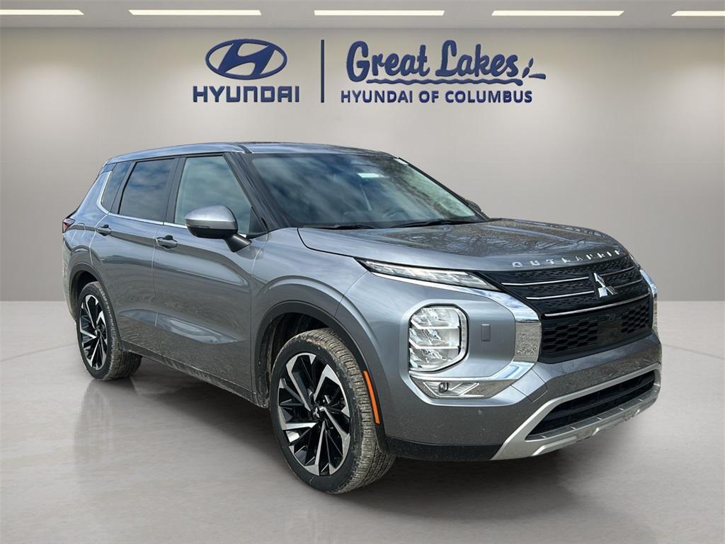used 2024 Mitsubishi Outlander car, priced at $23,833